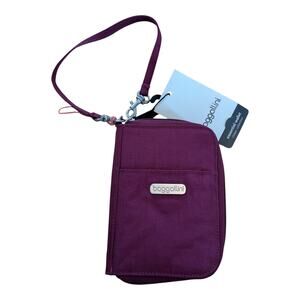 BAGGALLINI Wallet Clutch Wristlet Womens Purple Essential RFID Travel New
